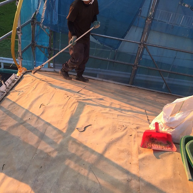 桟木解体後の屋根